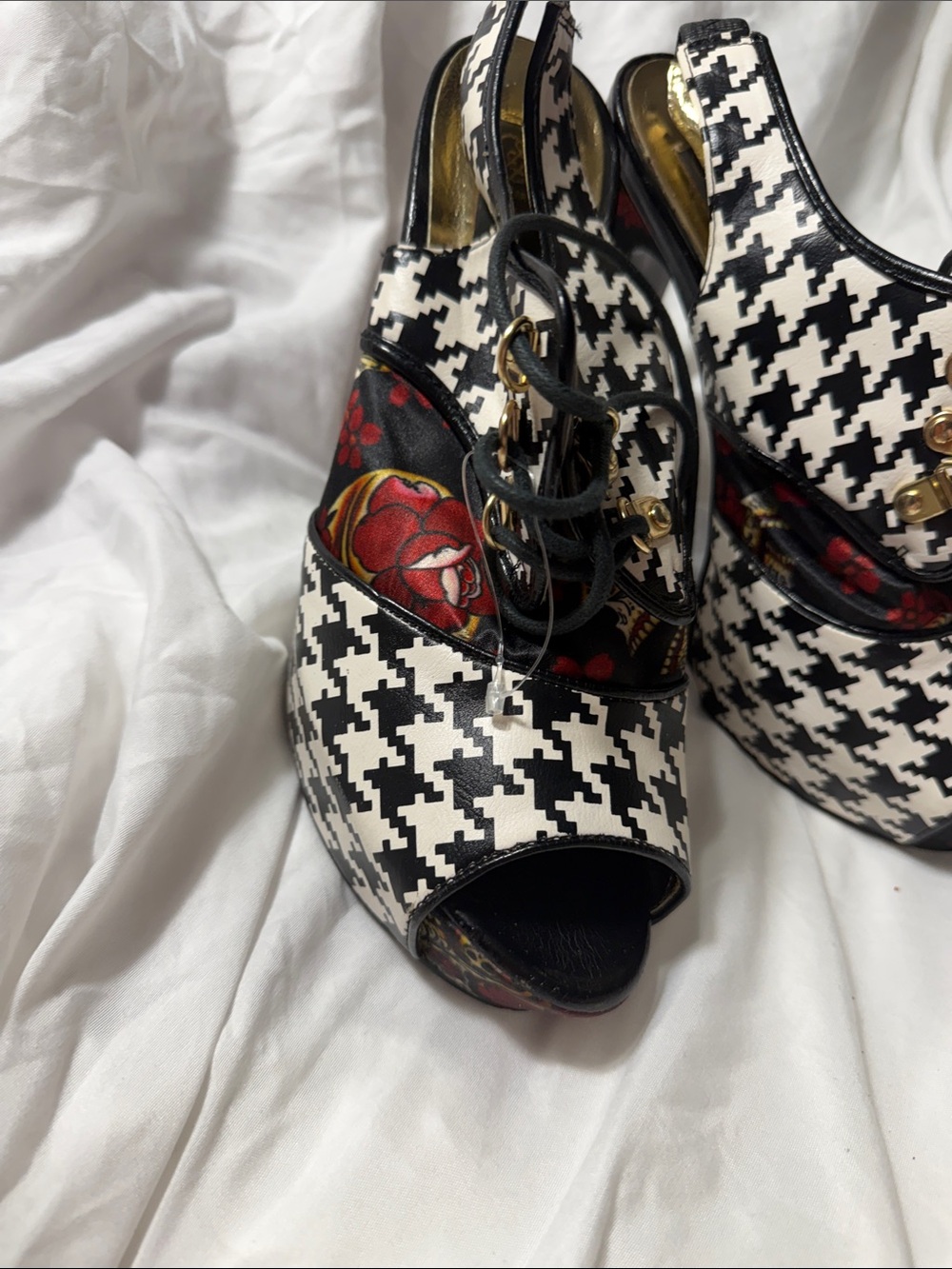 JustFab Black & White Houndstooth Platform Heels with Red Floral Detail - Picture 3 of 7